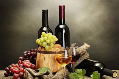 ​干红和干白葡萄酒的区别 ，知道“干”是什么意思？网友：还有干白？